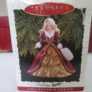 1996 Hallmark Keepsake Ornament Holiday Barbie